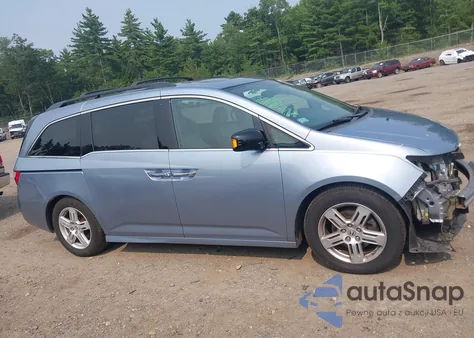 2013 Honda Odyssey Touring/Touring Elite z USA, uszkodzony, nr VIN 5FNRL5H95DB035526